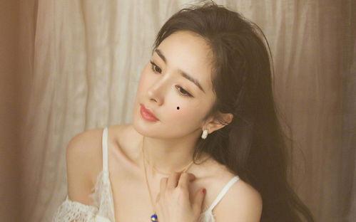 杨幂娱乐圈吃瓜是真的吗,杨幂娱乐圈吃瓜事件真相揭秘